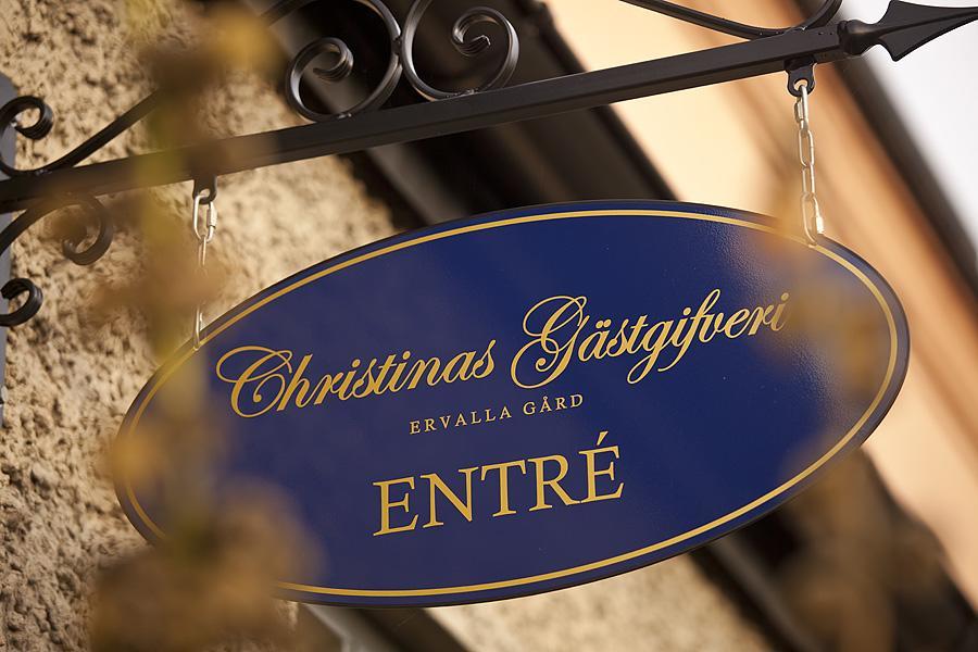 Christinas Gästgifveri B&B Ervalla Exterior foto